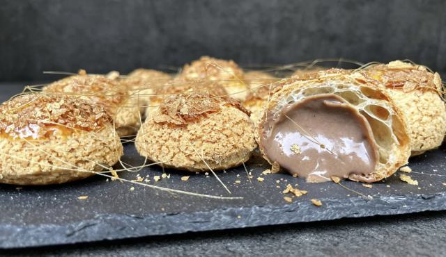 karamella--s-choux-csokola--de--s-kre--mmel-1-